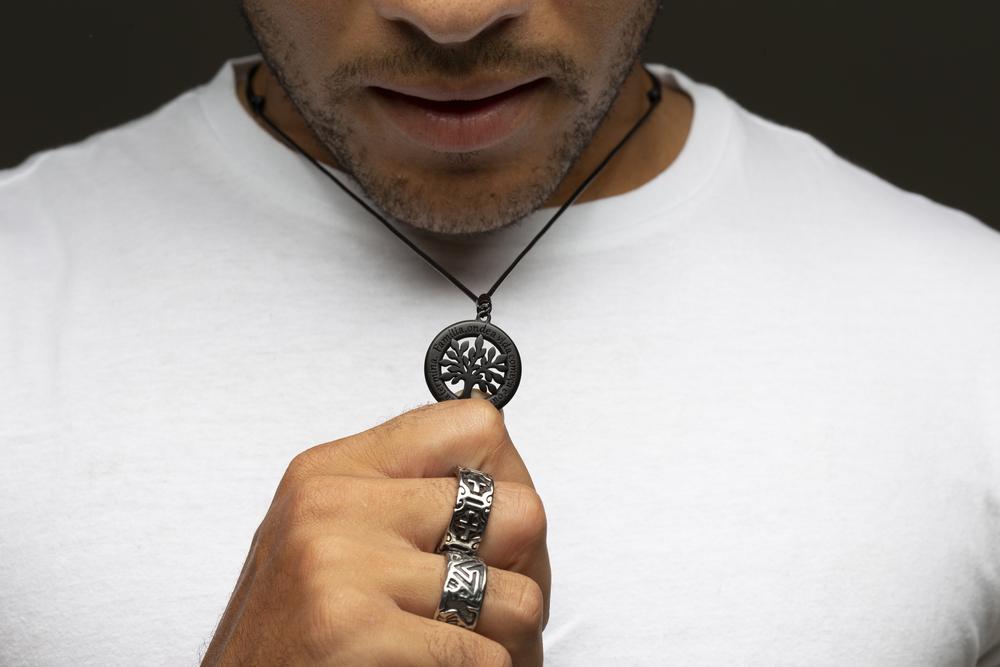 Anel Masculino Cruz de Aço 10mm - Universo Maschio