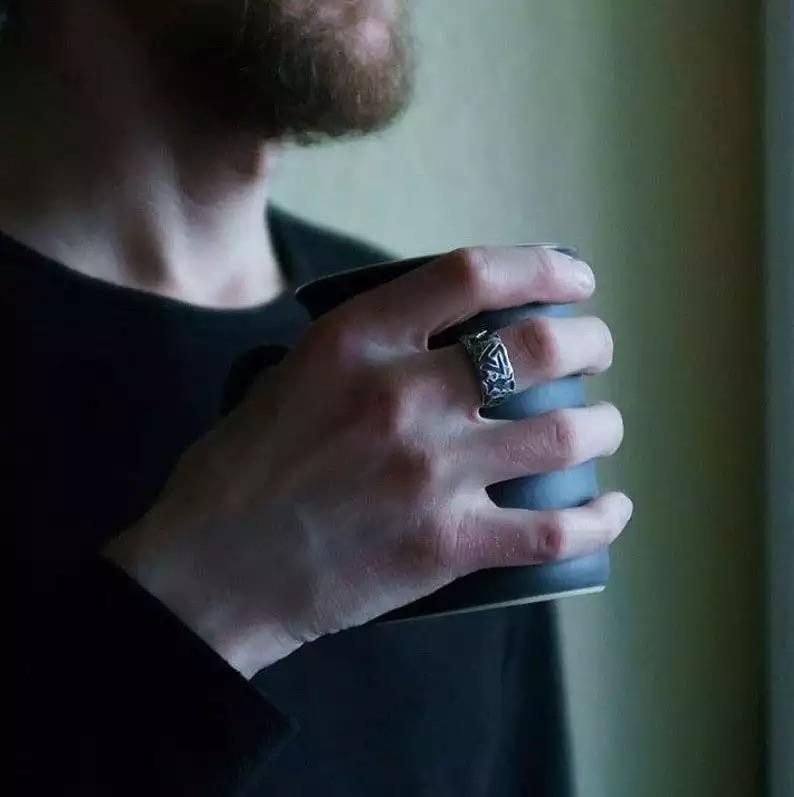 Anel Viking Masculino - Universo Maschio